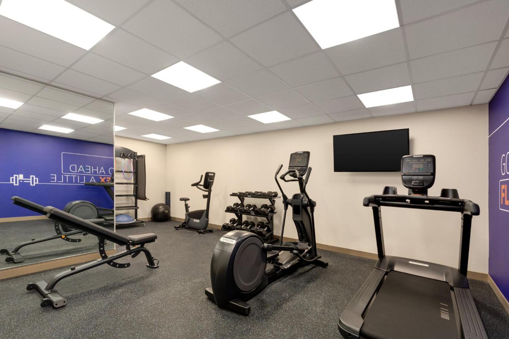 Holiday Inn Express & Suites Hayward - Castro Valley By Ihg 외부 사진