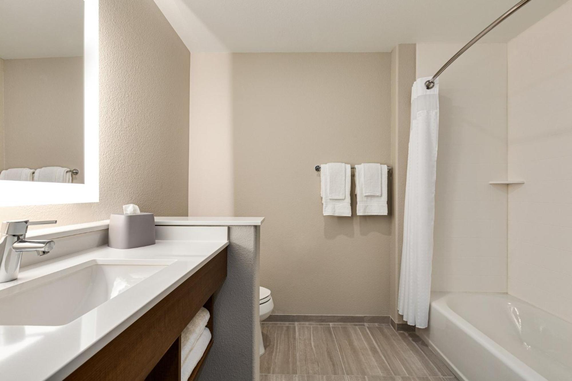 Holiday Inn Express & Suites Hayward - Castro Valley By Ihg 외부 사진