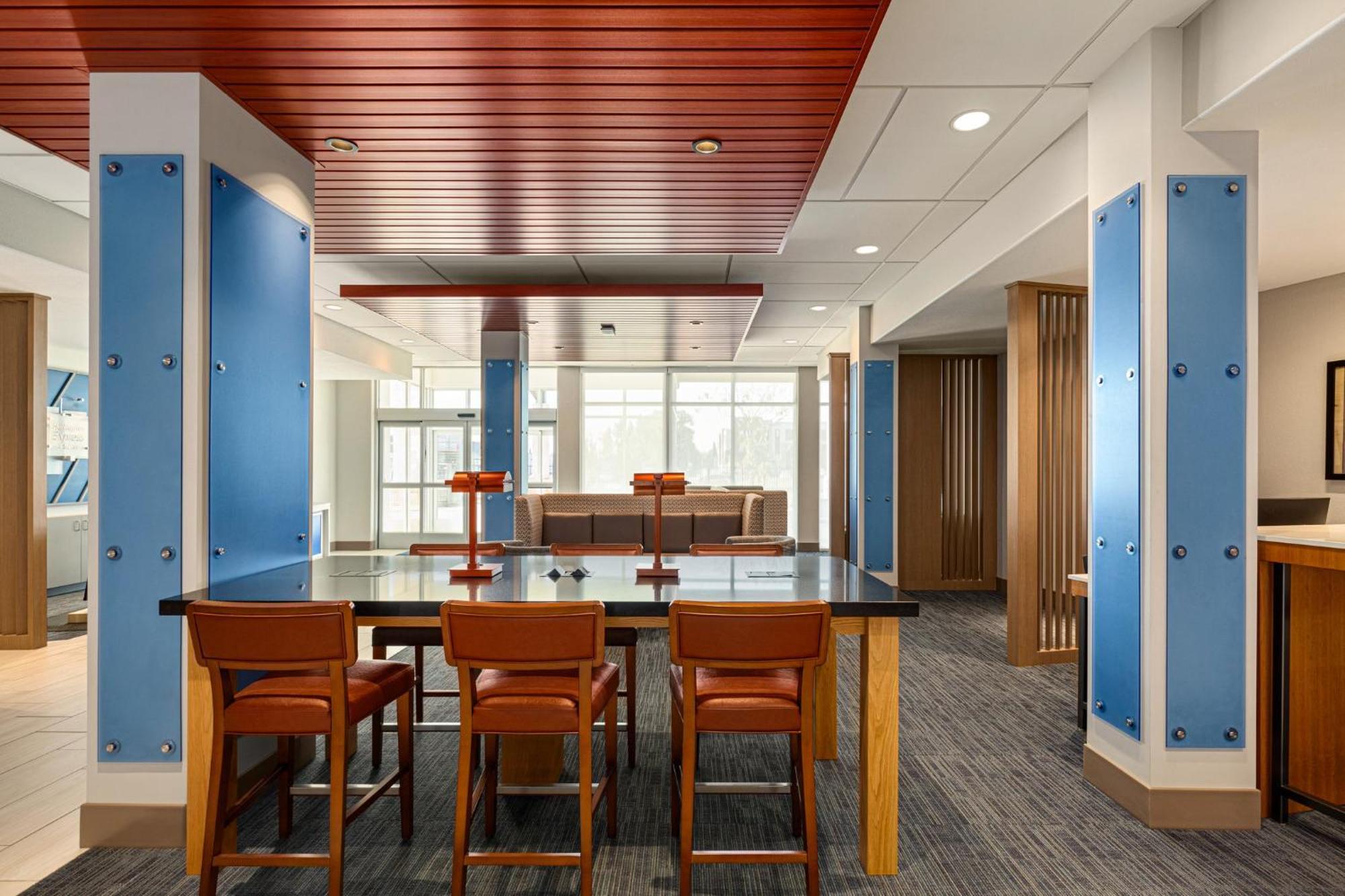 Holiday Inn Express & Suites Hayward - Castro Valley By Ihg 외부 사진